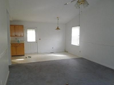 2nd image of 4767 Tree Top Ln