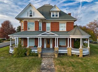 1120 Downey St, Radford, VA