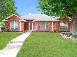6006 Blue Mesa Dr, Arlington, TX 76017