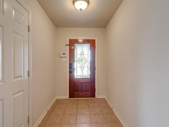 3rd image of 14610 Windwood Park Ln
