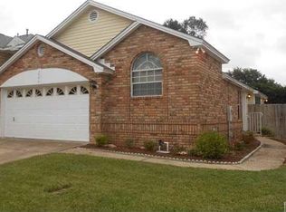 3506 Silvertree Ln, Pensacola, FL 32504