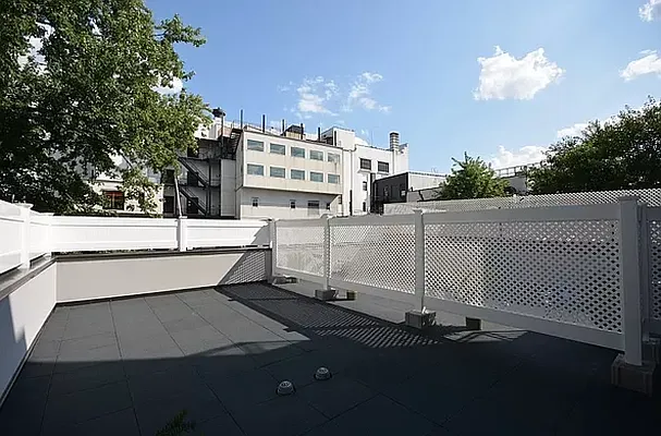 Rented by Corcoran | media 25