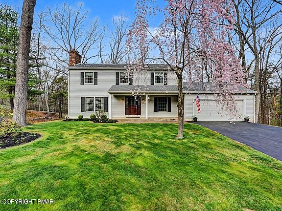 3rd image of 1105 Francis Ln