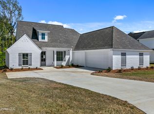 212 Crestwood Pl, Madison, MS 39110