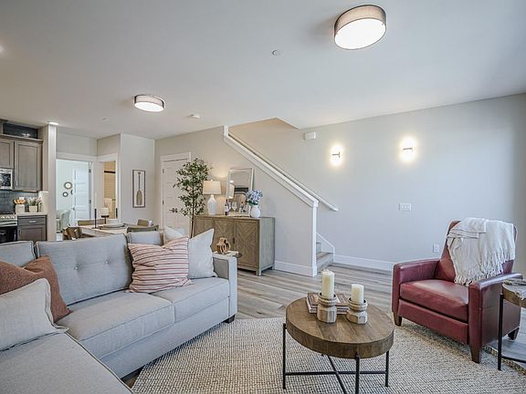 5th image of 126 Aptos Village Way #2