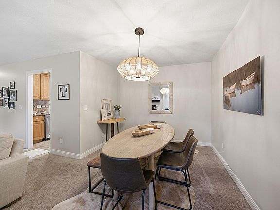 2nd image of 38 Jewel Ln N