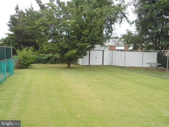 5th image of 11939 Farwell Rd