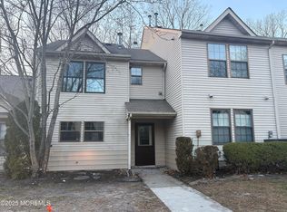 1201 Bluebell Drive, Jackson, NJ 08527