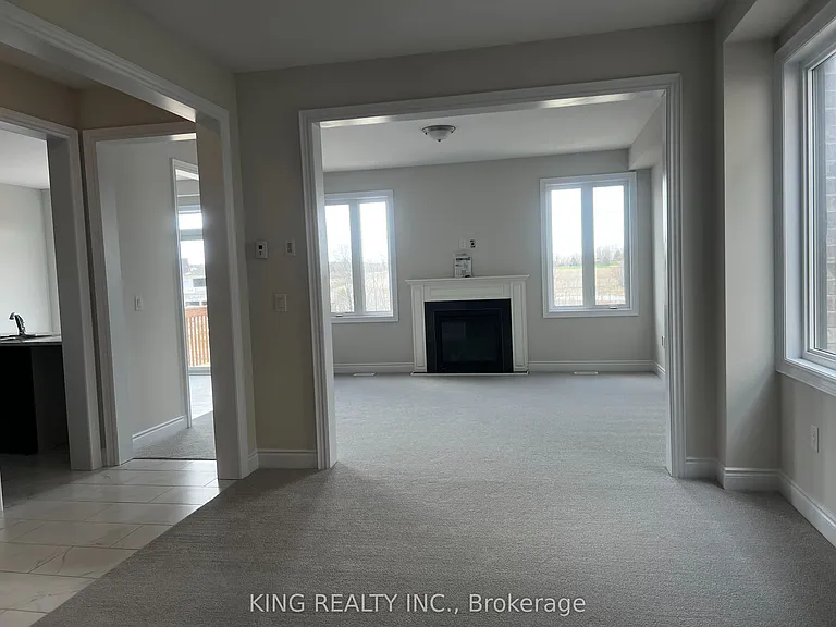3008 Sierra Dr — Photo 4