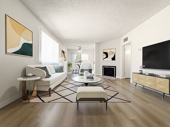 5th image of 6750 Cedros Ave APT 208