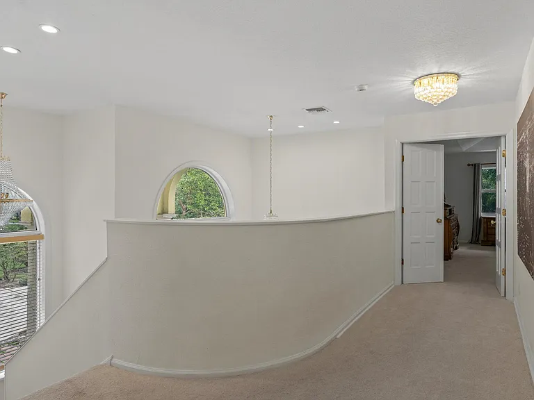 92 Squire Dr — Photo 34