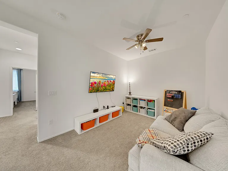 1018 Shiba Ct — Photo 18