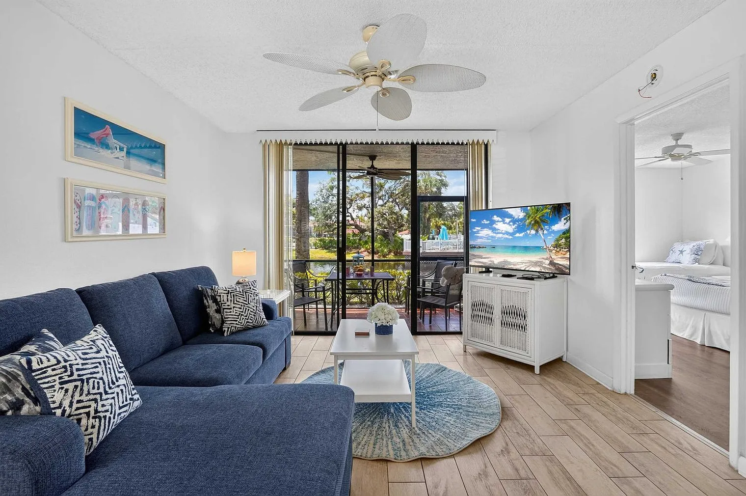 2 bed, 2.0 bath, $4,268 — Photo 3