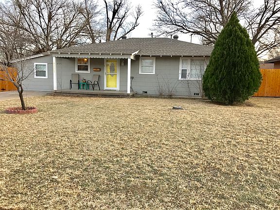 4th image of 2408 6th Ave