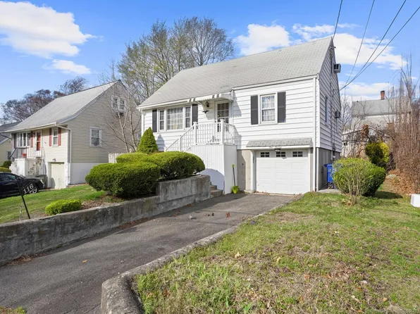 116 Acorn Avenue, Bridgeport, CT 06606