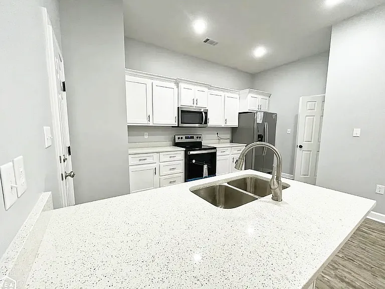 508 Vine St #1 — Photo 5