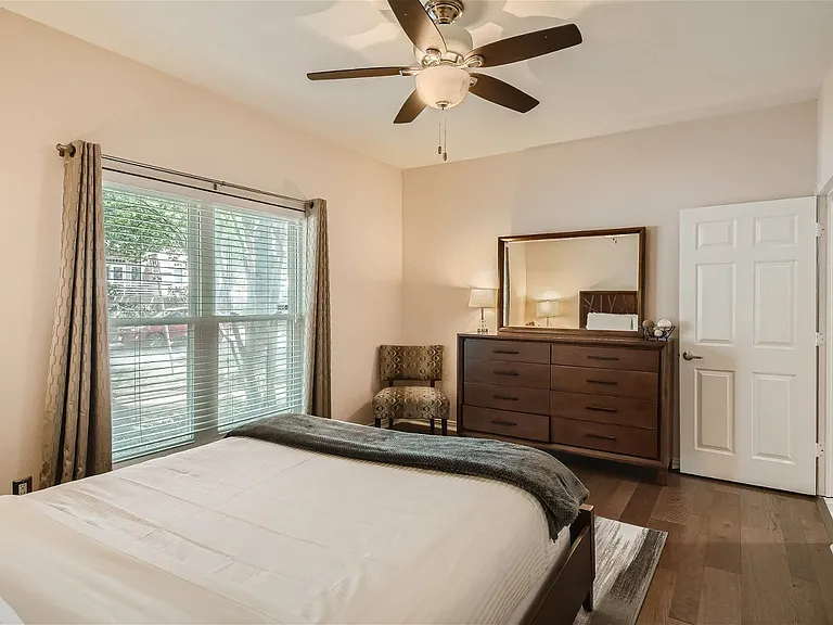 4129 Holland Ave — Photo 13