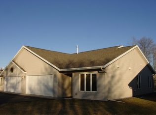 1118 98th Ave W, Duluth, MN 55808