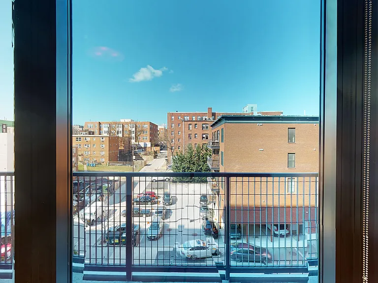 Capitol View on 14th — Photo 46
