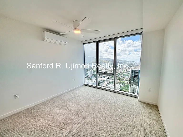 1515 Liona St #4301 — Photo 8