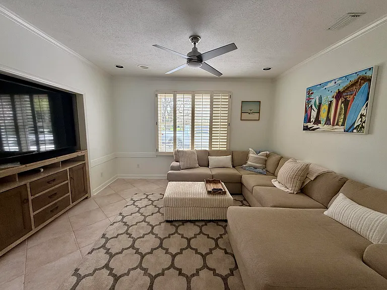 4381 SW Parkgate Blvd — Photo 24
