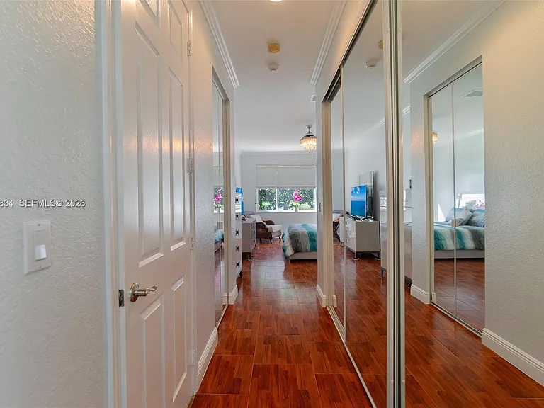 2675 Clipper Cir — Photo 11