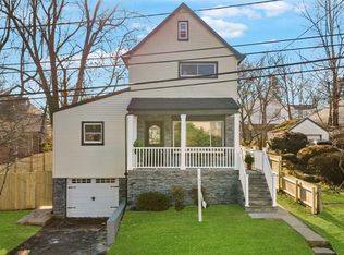 78 Fairview Ave, Teaneck, NJ 07666