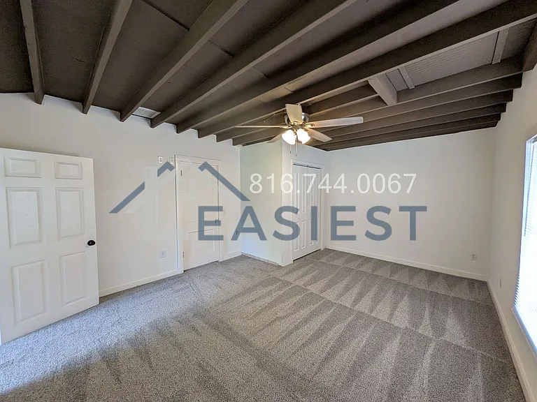 10912 E M 350 Hwy — Photo 10