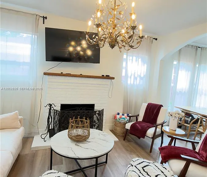 220 SW 5th St — Photo 15