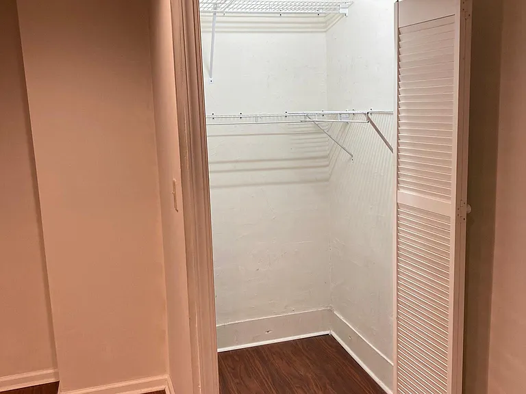 126 Granville St #A — Photo 4