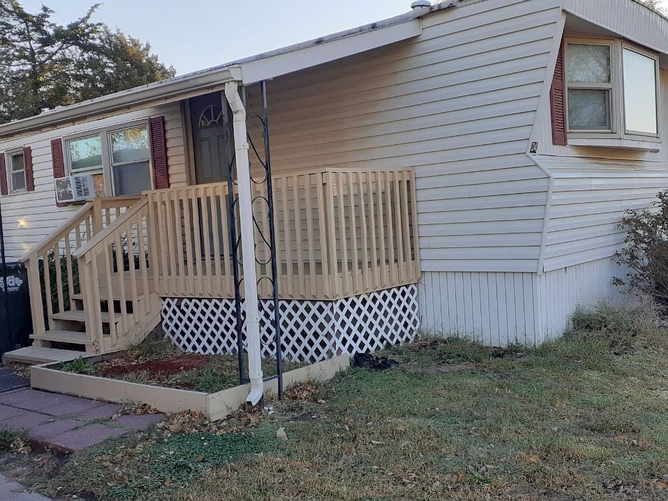 1st image of 1200 E 11th Ave #D4