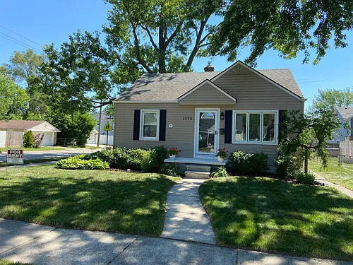 3998 Phillips Ave Photo 1