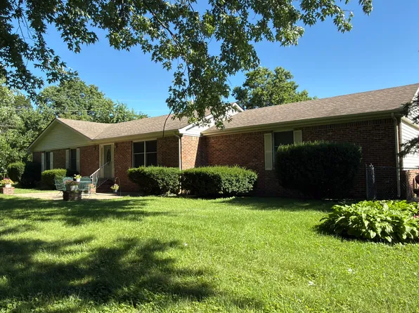 297 White Station Rd, Berea, KY 40403