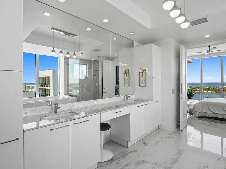 1 Water Club Way #Penthouse 2204 — Photo 21