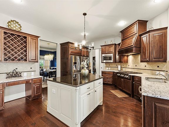 5th image of 3014 Brighton Sky Ln