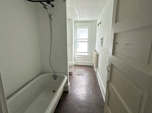 267 E Green St APT 2, Nanticoke, PA 18634