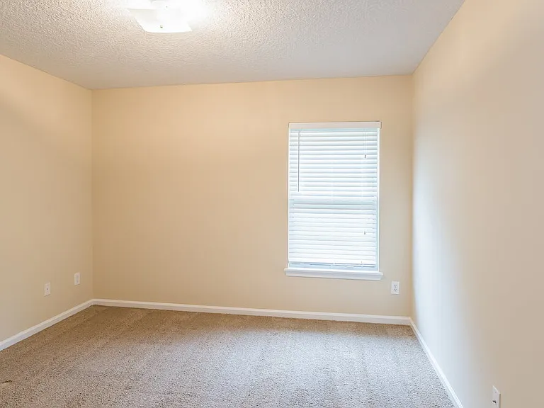 9225 Hawks Run Ln — Photo 12