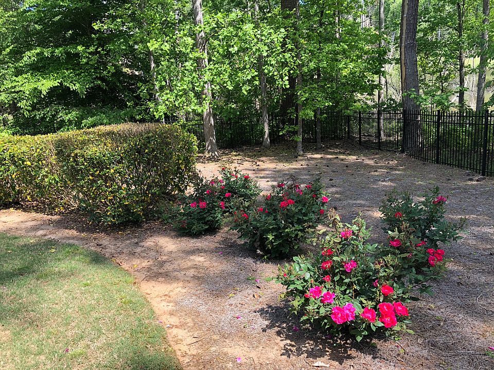 2nd image of 680 Glenover Dr