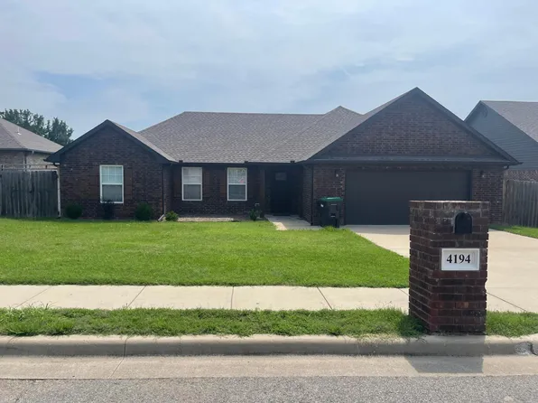 4194 Highland Dr, Tahlequah, OK 74464