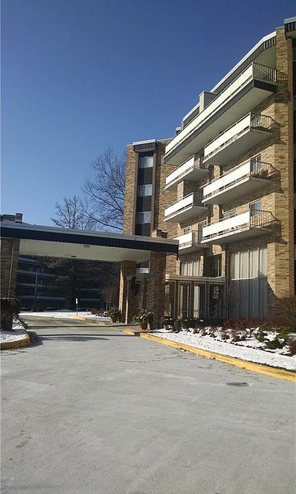 1st image of 2112 Acacia Park Dr APT 216