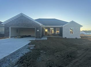 116 Stillwater Dr, Berea, KY 40403