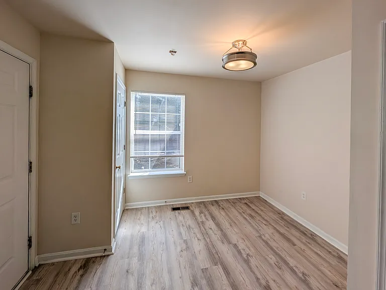 1023 Ross St — Photo 21