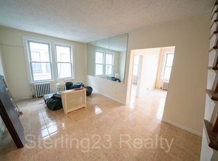 2548 44th St APT 2F, Astoria, NY 11103