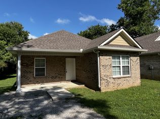 923 Elm St, Eagleville, TN 37060