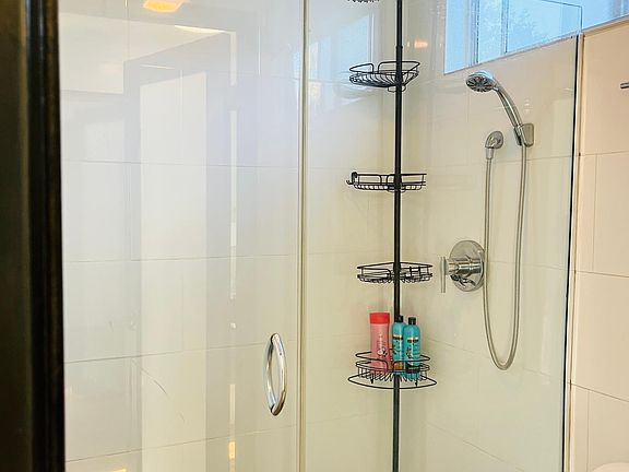 5th image of 11422 Iowa Ave APT 3