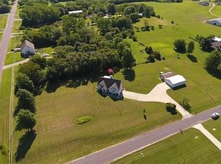 3511 S Howell Rd, Oak Grove, MO 64075