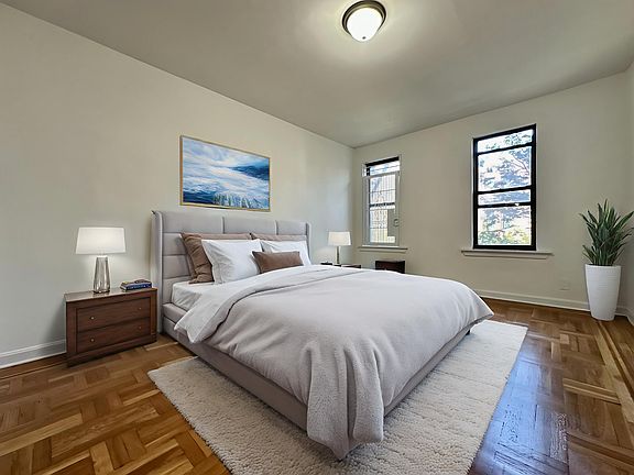 5th image of 590 Fort Washington Ave APT 4E