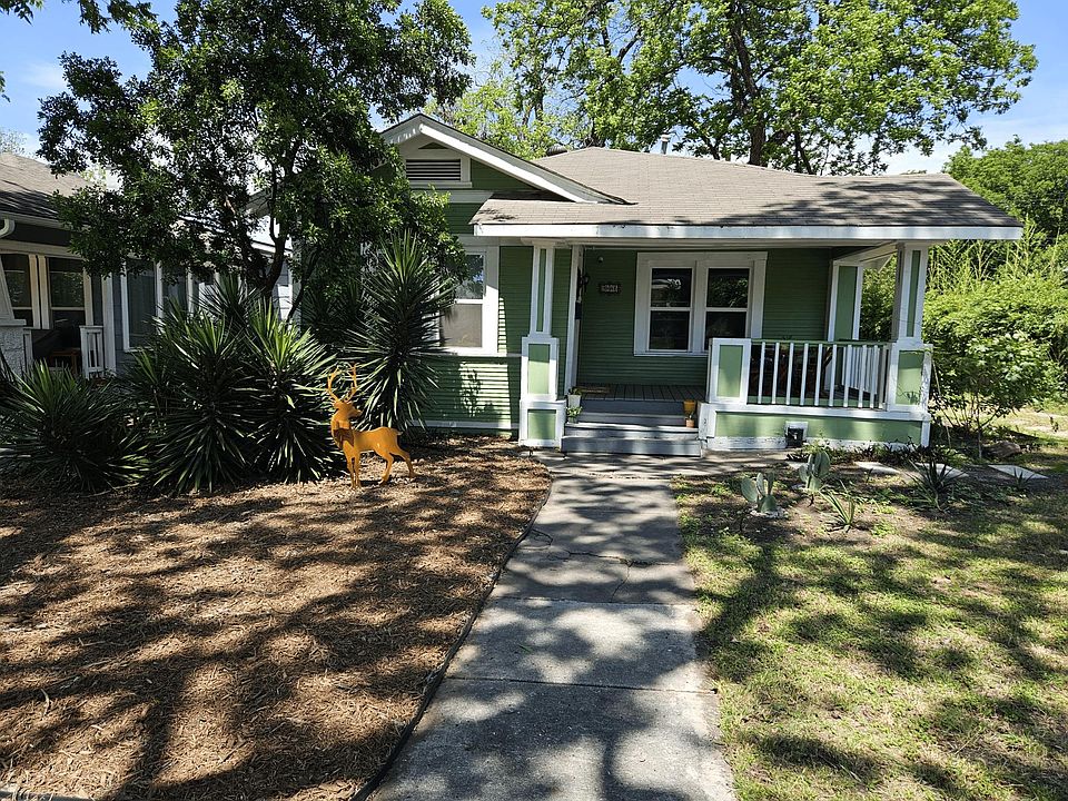 1st image of 941 W Summit Ave