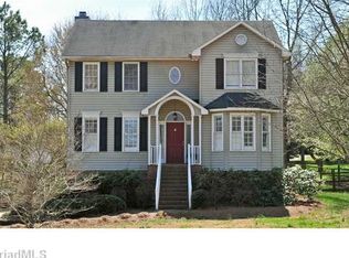 6937 Bridgewood Rd, Clemmons, NC 27012