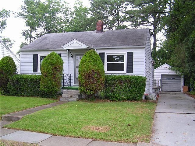 1st image of 642 Waukesha Ave